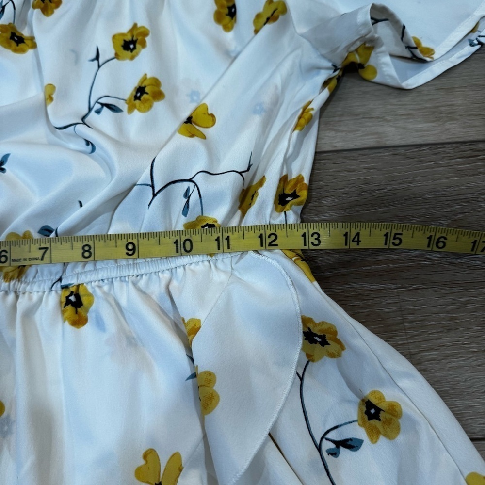 Blush white yellow & blue floral off the shoulder mini dress, faux wrap, M. - Picture 6 of 11